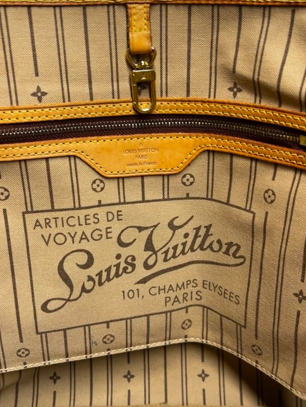 Louis Vuitton Neverfull MM Monogram – Pre-Loved, Very Good Condition