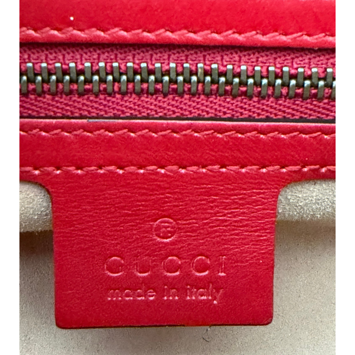 Gucci GG Marmont Small Camera Bag Red