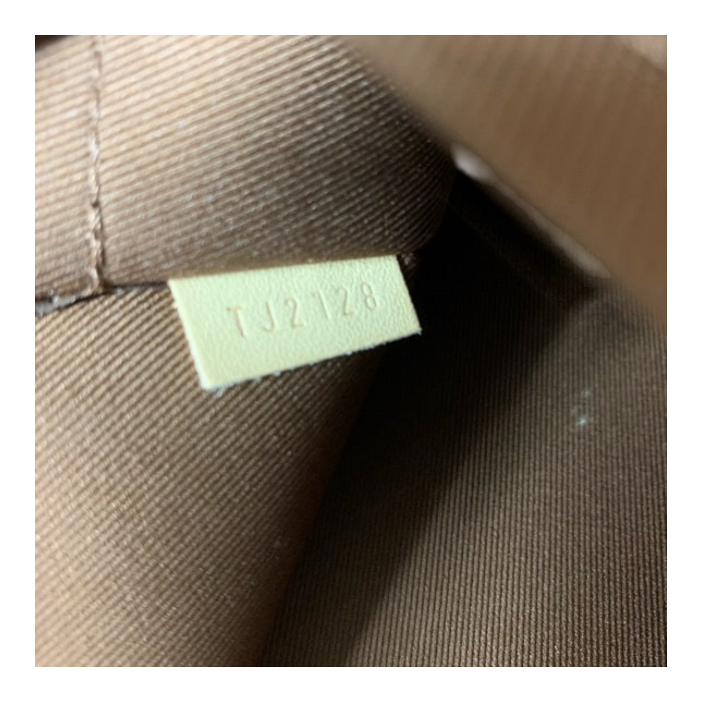 LOUIS VUITTON Monogram Etui Voyage Zip Pouch