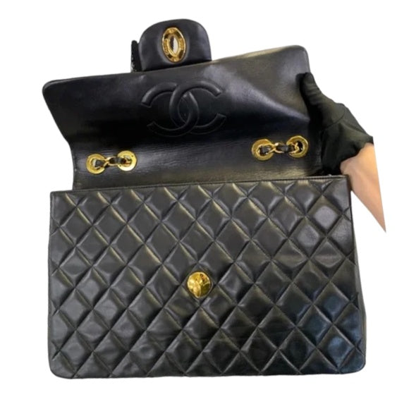 Chanel Vintage Jumbo Maxi Flap Lambskin Black with gold hardware